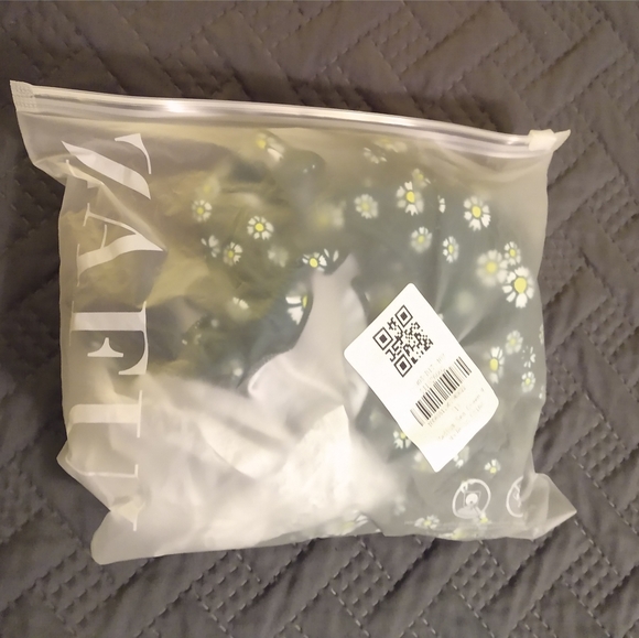 Bathing suit - Picture 1 of 5